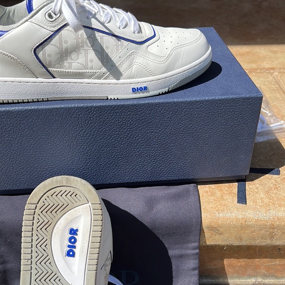 Authentic Dior B27 Low-Top Sneaker. White and Blue smooth calfskin in Mens Sz 12 - Picture 9 of 11